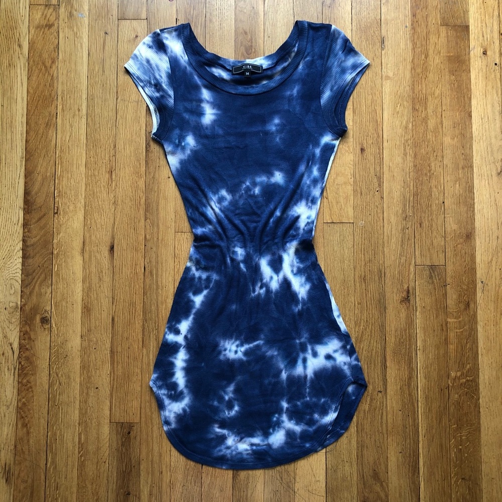 Short Sleeve Bodycon Mini Dress, Curved Hem